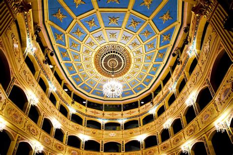 valletta manoel theatre